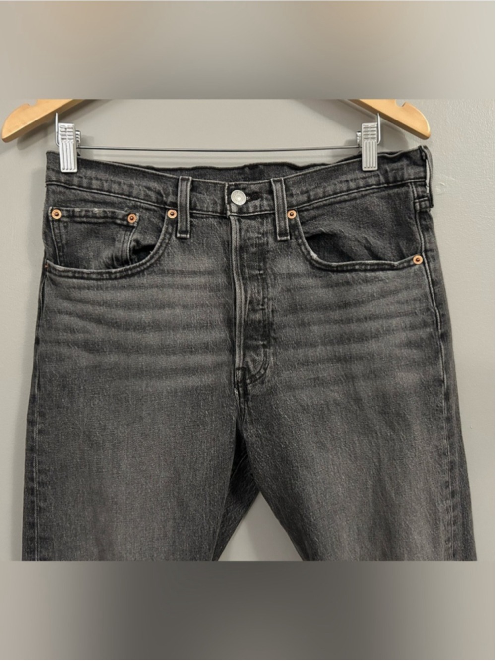 Levi's Slim Black Wash Jeans Size 30 - Picture 2 of 9